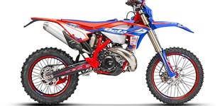 Beta RR Racing 2T 300 2024 vs Fantic XE 300 2024