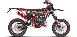Sur-Ron Lightbee Strassenversion L1EX 2024 vs Beta RR 50 Motard Track 2024 Sur-Ron Lightbee Strassenversion L1EX 2024 vs Beta RR 50 Motard Track 2024