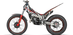 Beta Evo 80 Senior 2024 vs Beta Evo 125 2T 2024 Beta Evo 80 Senior 2024 vs Beta Evo 125 2T 2024