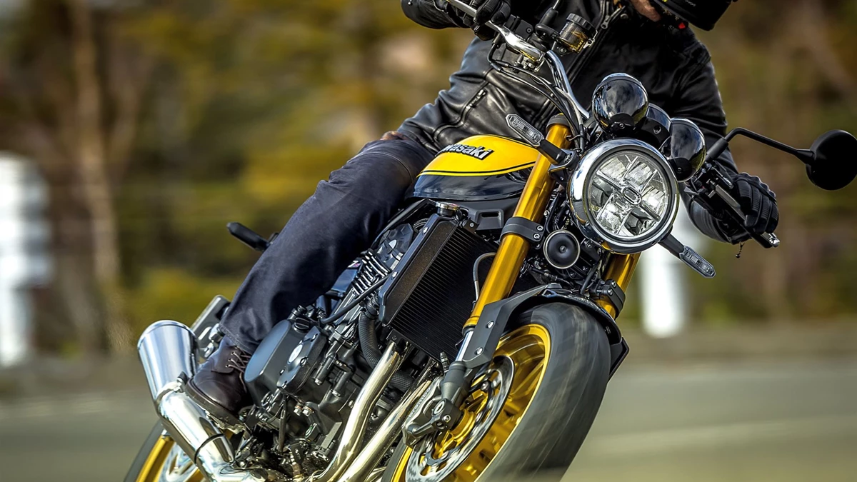 Kawasaki Z900 RS SE Bild 8: Kawasaki Z900 RS SE
