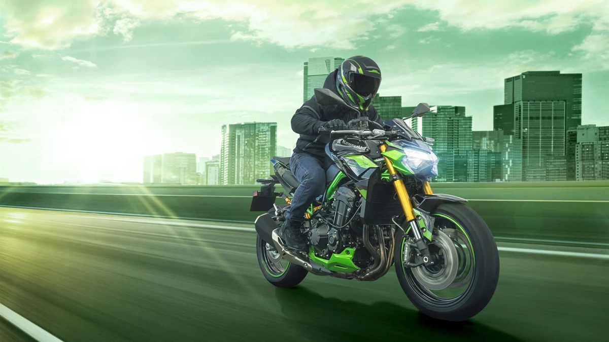 Kawasaki Z900 SE Bild 4: Kawasaki Z900 SE