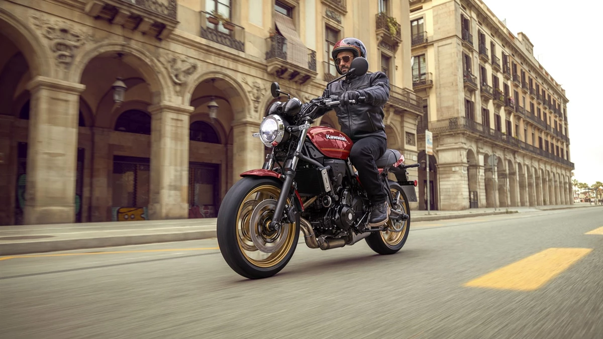 Kawasaki Z650 RS Bild 3: Kawasaki Z650 RS