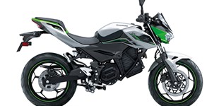 Kawasaki Z e-1 2024 vs BMW CE 02 11kW 2024