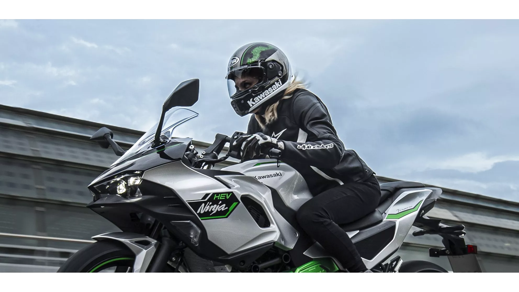 Kawasaki Ninja 7 Hybrid - Resim 10