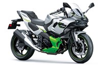 Kawasaki Ninja 7 Hybrid 2024 - Bild 3
