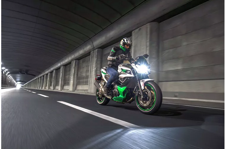 Kawasaki Z7 Hybrid 2024 Kawasaki Z7 Hybrid 2024