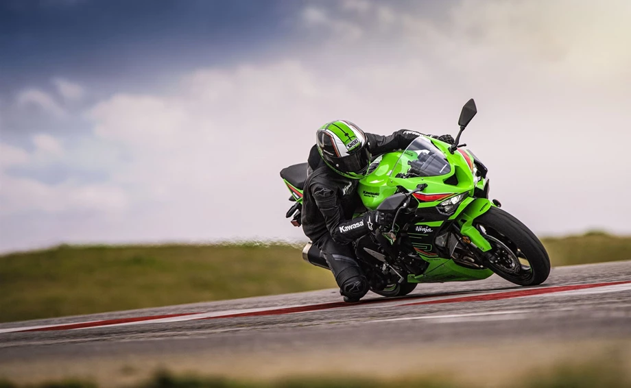 Kawasaki Ninja ZX-6R Bild 5: Kawasaki Ninja ZX-6R