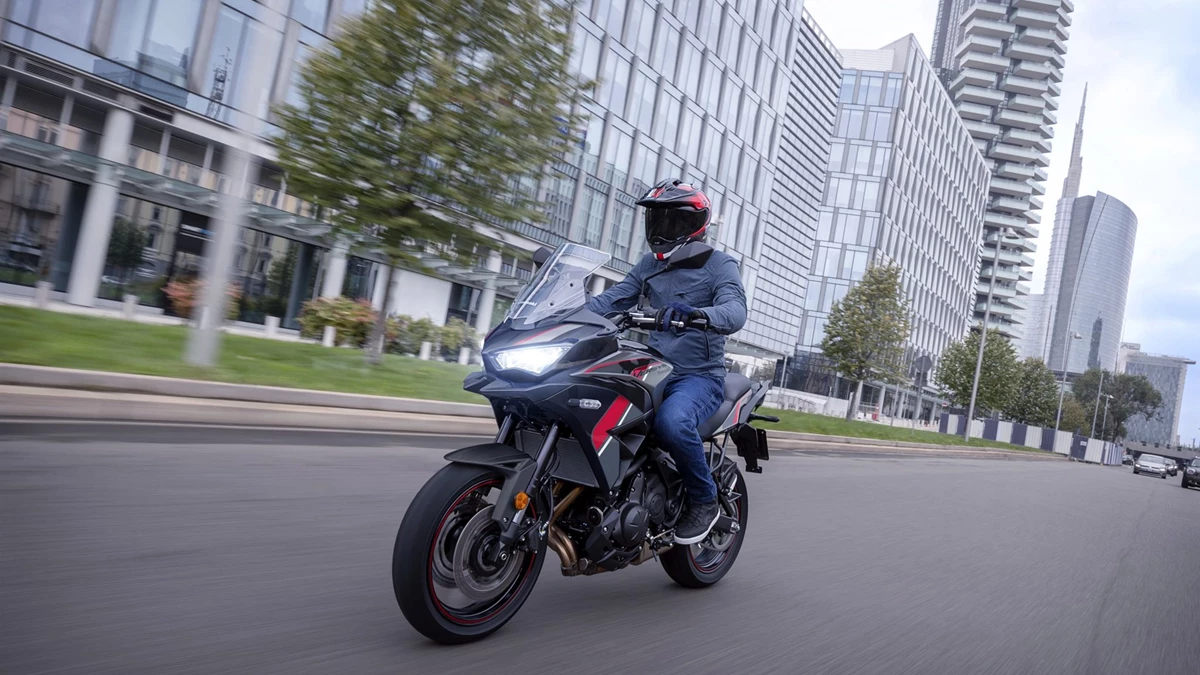 Kawasaki Versys 650 Bild 8: Kawasaki Versys 650