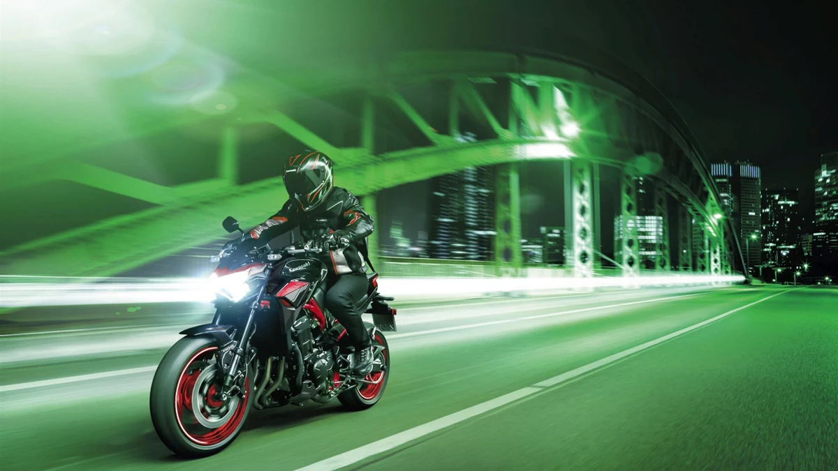 Kawasaki Z900 70kW Bild 5: Kawasaki Z900 70kW