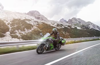 Kawasaki Ninja H2 SX SE 2024 - Bild 3 Kawasaki Ninja H2 SX SE 2024 - Bild 3