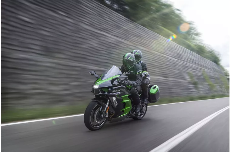 Kawasaki Ninja H2 SX SE 2024 Kawasaki Ninja H2 SX SE 2024
