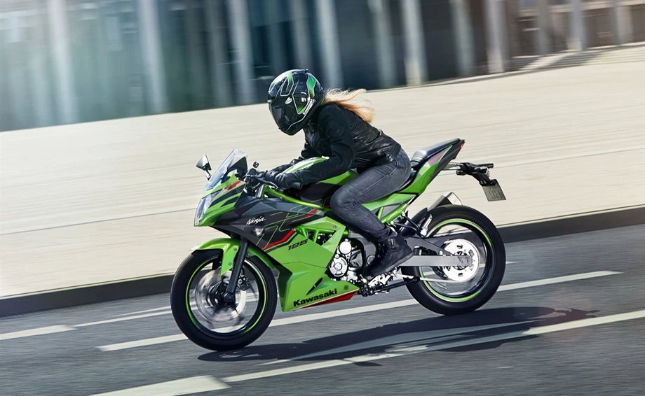 Kawasaki Ninja 125 Bild 9: Kawasaki Ninja 125