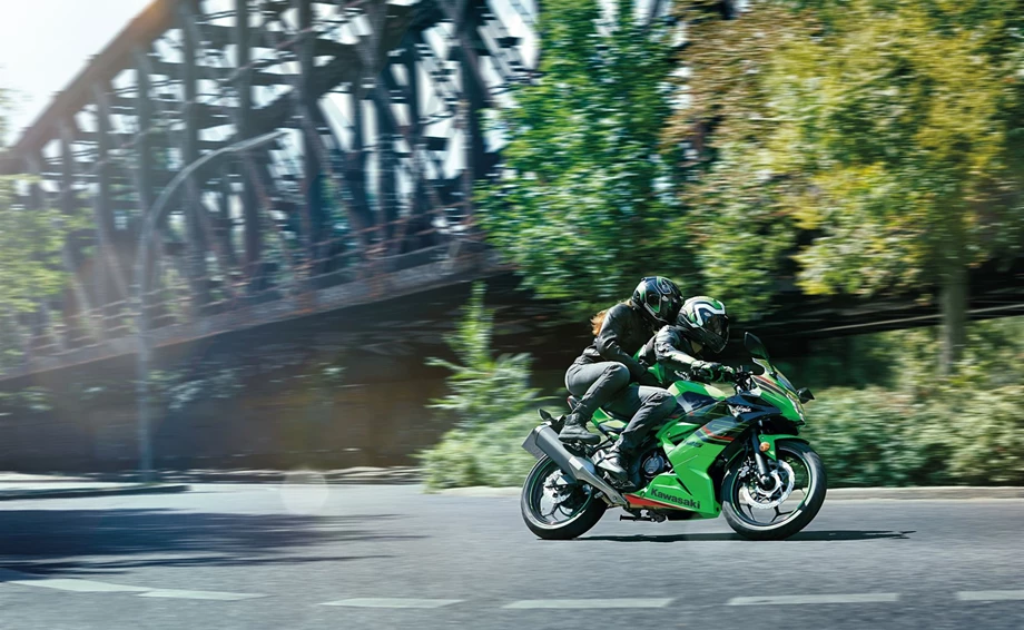 Kawasaki Ninja 125 Bild 10: Kawasaki Ninja 125