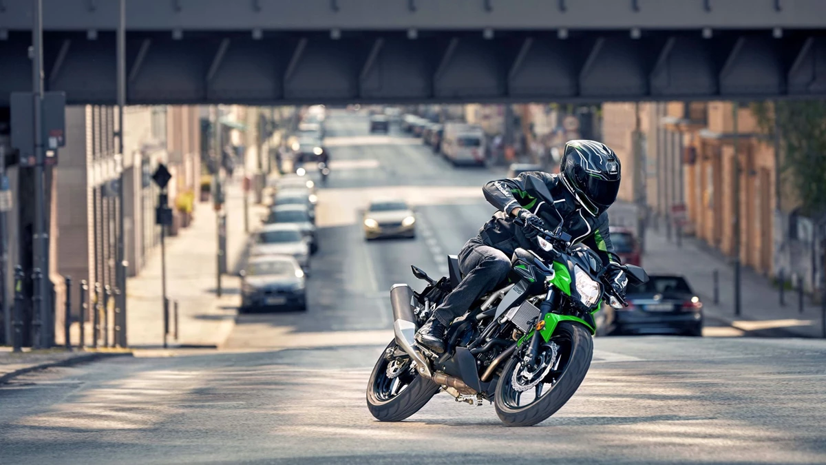 Kawasaki Z125 Bild 7: Kawasaki Z125