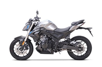 Voge 500R 2024 - Bild 16