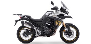 KTM 390 Adventure 2024 vs Voge Valico 525i DSX 2024