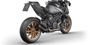 KTM 1290 Super Duke R 2023 vs Brabus 1300 R MASTERPIECE EDITION 2024