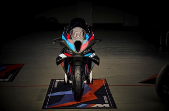 BMW M 1000 RR 2024 - Bild 10 BMW M 1000 RR 2024 - Bild 10