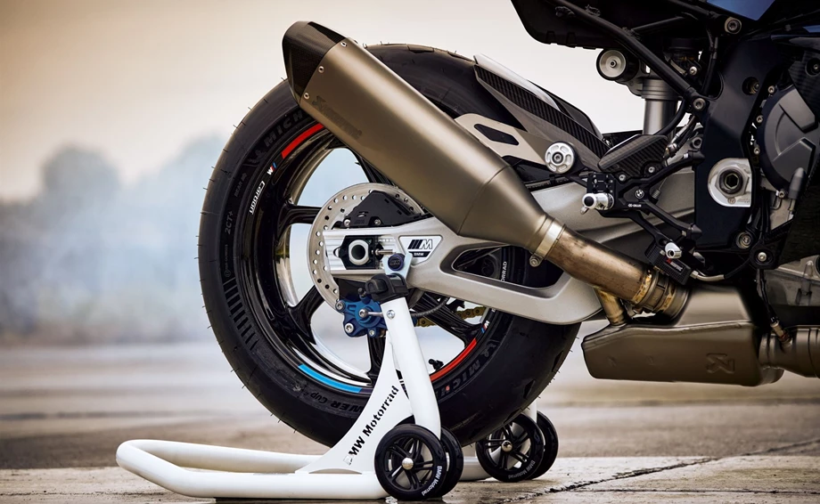 BMW M 1000 RR Bild 16: BMW M 1000 RR