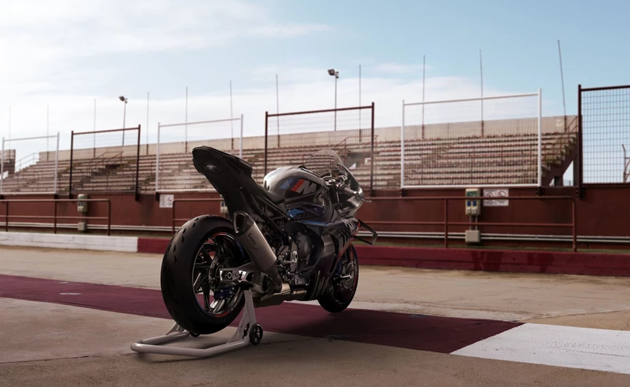 BMW M 1000 RR Bild 23: BMW M 1000 RR