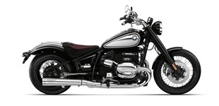 BMW R 18 100 Years 2024 vs Indian Chief Bobber Dark Horse 2025