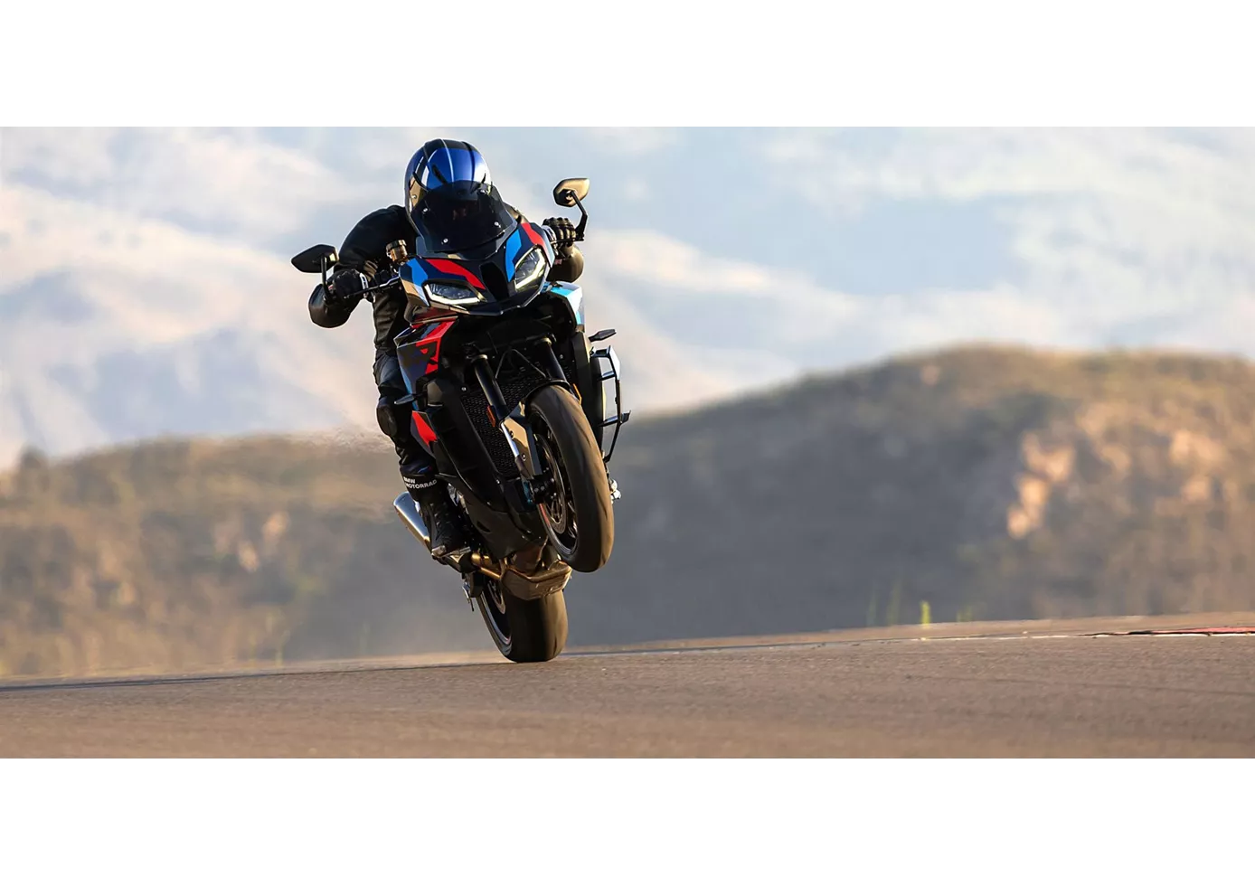 BMW M 1000 XR 2024 BMW M 1000 XR 2024
