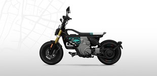 BMW CE 02 4kW 2024 vs BMW CE 02 4kW 2025