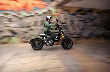 BMW CE 02 4kW 2024 - Bild 3