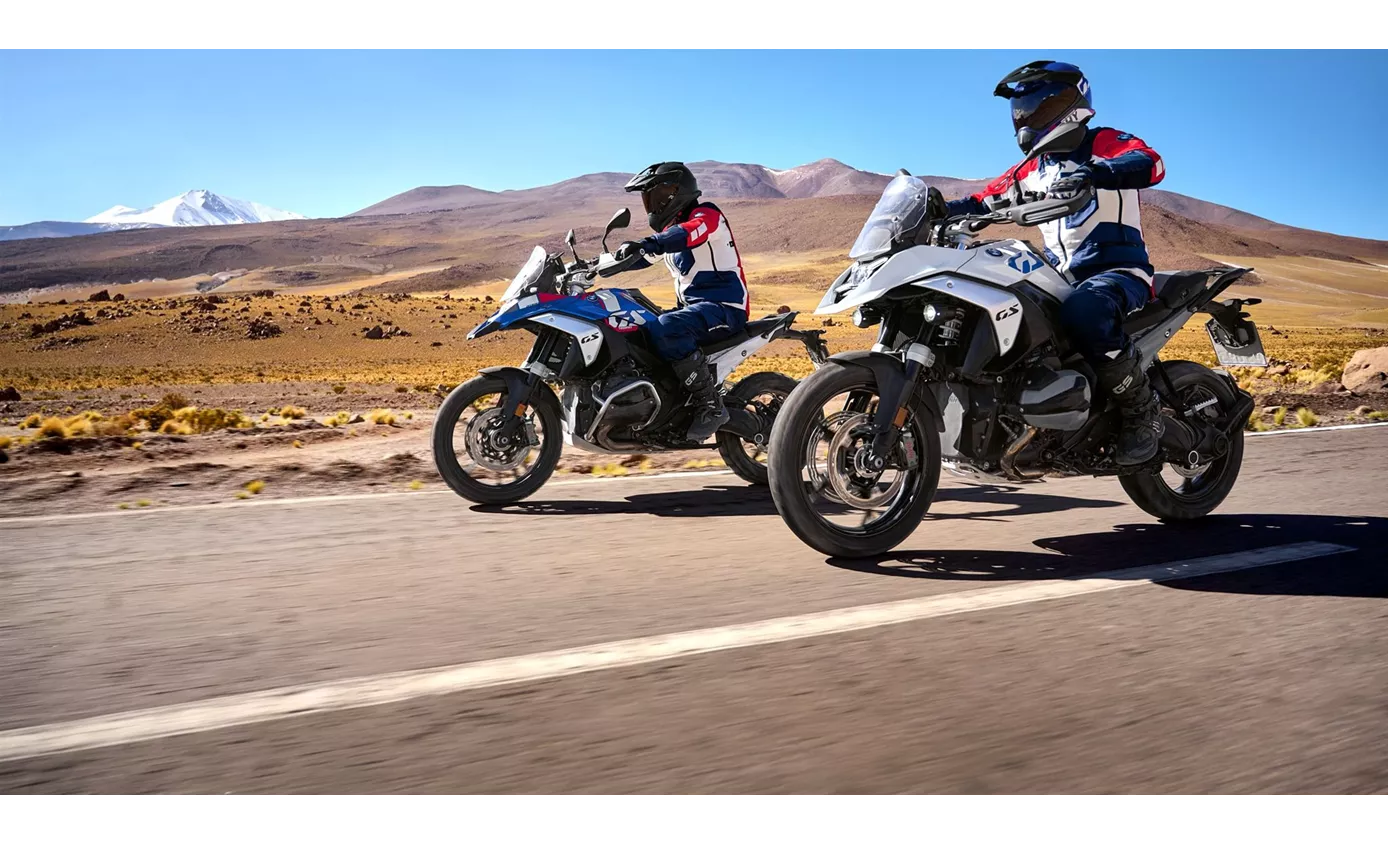 BMW R 1300 GS 2024 vs BMW F 650 GS 2009