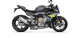 BMW S 1000 R 2024 vs Yamaha MT-09 2018