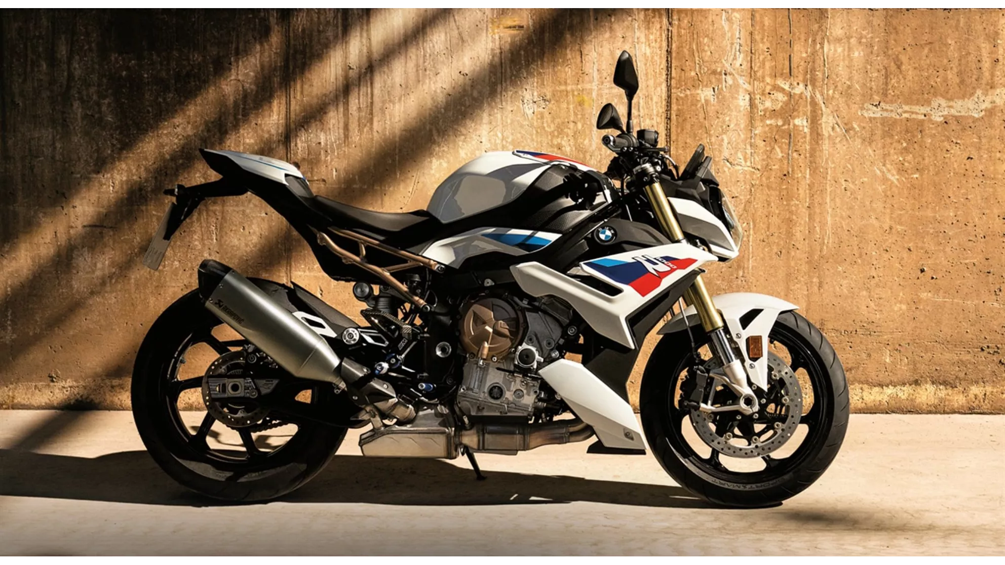 BMW S 1000 R - Image 1 BMW S 1000 R - Image 1