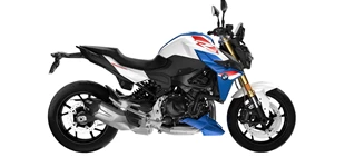 Yamaha Tracer 9 GT 2025 vs BMW F 900 R 2024 Yamaha Tracer 9 GT 2025 vs BMW F 900 R 2024