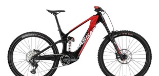 GasGas E-Bicycles ECC5 2024 vs BMW K 1200 LT 2009