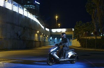 ZEEHO AE8 S+ 2024 - Bild 4