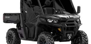 Can-Am Traxter XT HD10 2024 vs CFMOTO UFORCE 600 DLX 2023 Can-Am Traxter XT HD10 2024 vs CFMOTO UFORCE 600 DLX 2023