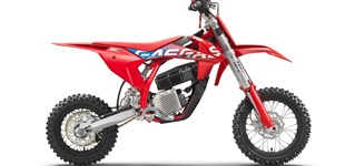 GASGAS MC-E 5 2024 vs GASGAS MC-E 5 2023