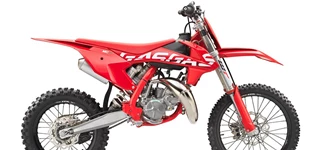 GASGAS MC 85 2024 vs KTM 65 SX 2023 GASGAS MC 85 2024 vs KTM 65 SX 2023