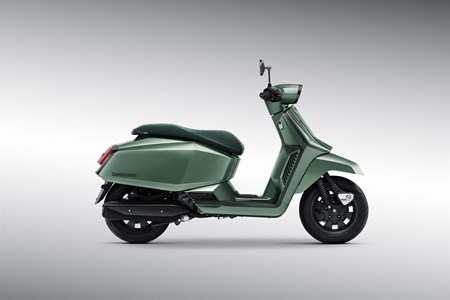 Lambretta X300 2024
