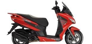 Piaggio NRG Power 50 DT 2T 2009 vs Aprilia SXR 50 2024 Piaggio NRG Power 50 DT 2T 2009 vs Aprilia SXR 50 2024