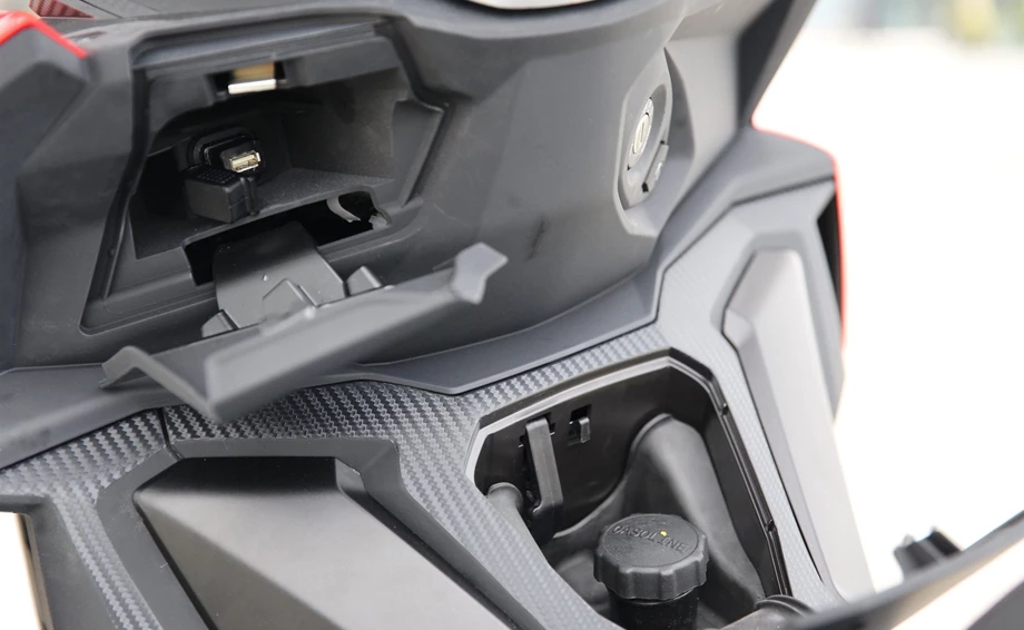 Aprilia SR GT 125 Bild 28: Aprilia SR GT 125