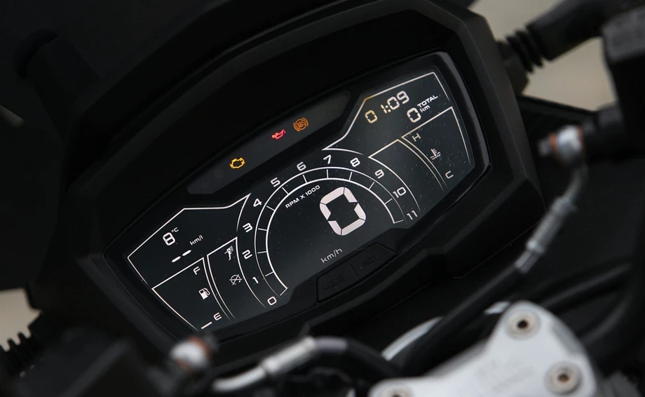 Aprilia SR GT Sport 200 Bild 10: Aprilia SR GT Sport 200