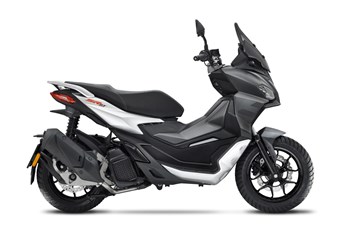 Aprilia SR GT ABS 125 2024 - Bild 3 Aprilia SR GT ABS 125 2024 - Bild 3