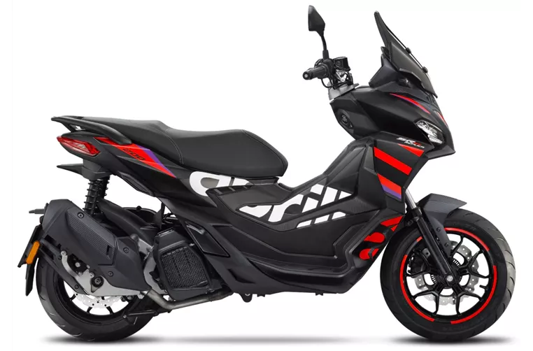 Aprilia SR GT Replica 200 2024 Aprilia SR GT Replica 200 2024