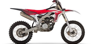 Kawasaki KX 250 2023 vs Fantic XXF 250 2024