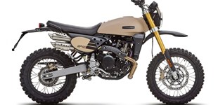 Fantic Caballero Rally 500 2024 vs Moto Guzzi V85 TT 2022