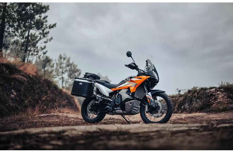 KTM 890 Adventure 2025 KTM 890 Adventure 2025