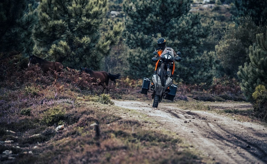KTM 890 Adventure Bild 11: KTM 890 Adventure