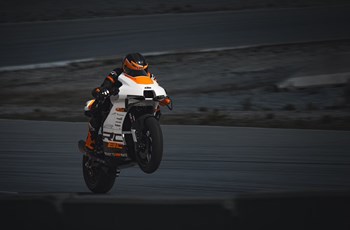 KTM RC 8C 2025 - Bild 5