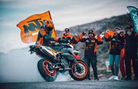 KTM 890 SMT 2025 - Bild 13 KTM 890 SMT 2025 - Bild 13