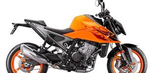 KTM 990 Duke 2025 vs Yamaha MT-07 2015